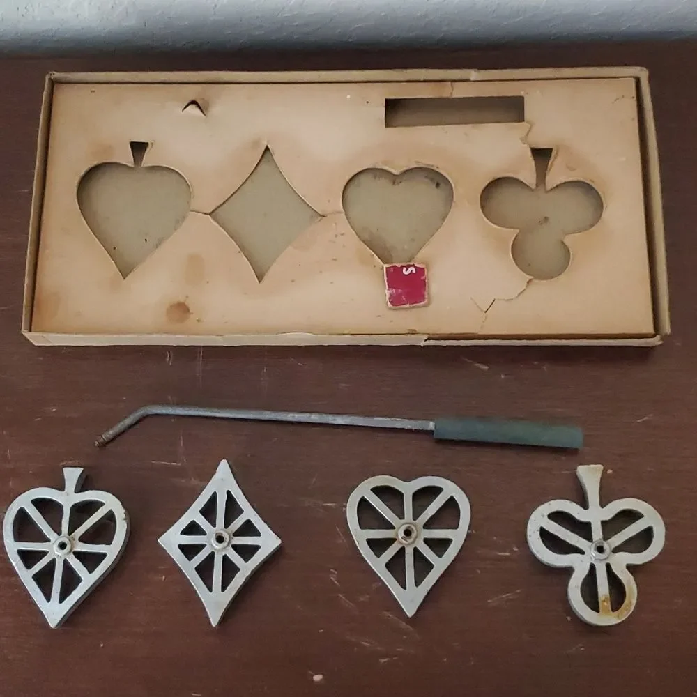 Vintage Handi Hostess Kit Bridge Set Molds Bonley Industries Rosette Iron Boxed